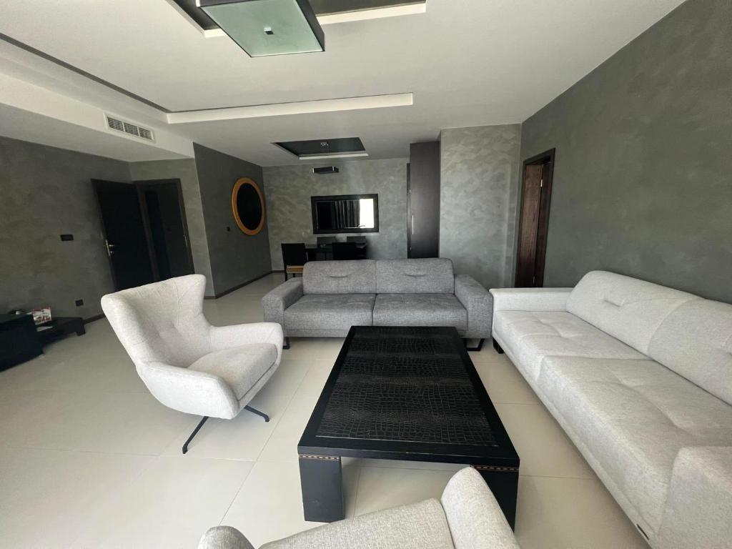 cazare-piscina-bulgaria-la-mare-Garden-of-Eden-Complex-living-05