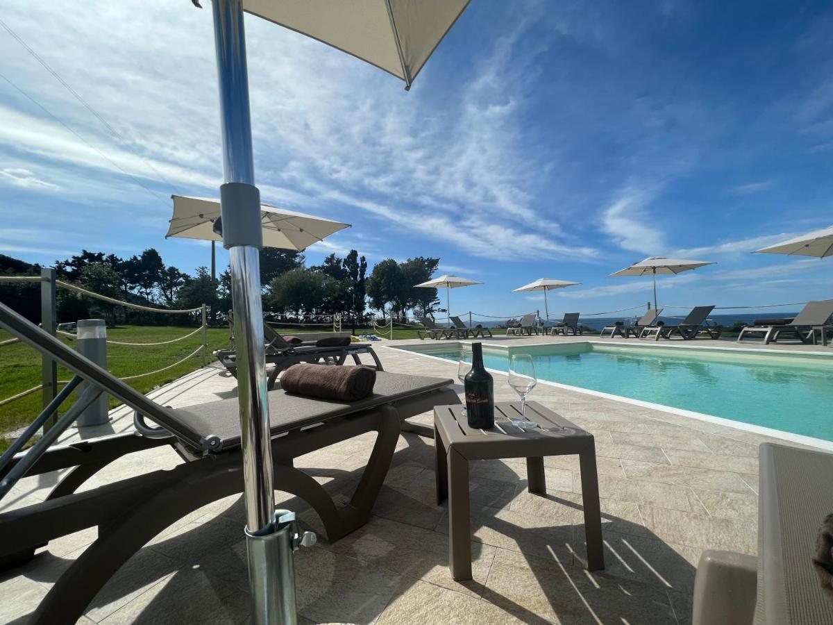 la-casa-di-spinosella-cazare-cu-piscina-exterioara-sardinia-italia-relaxare