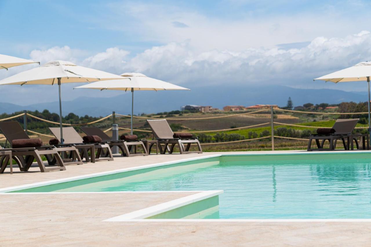la-casa-di-spinosella-cazare-cu-piscina-sardinia-italia-relaxare