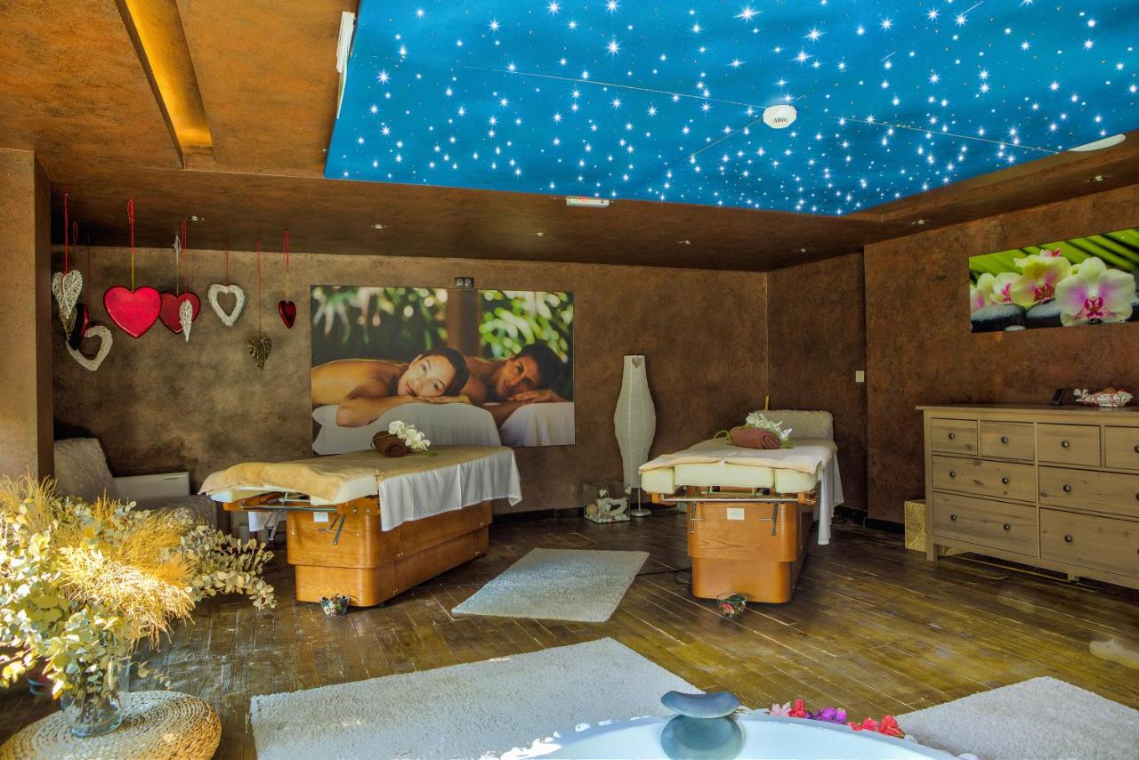 Alpin-Resort-Hotel-cazare-cu-piscina-la-munte-masaj
