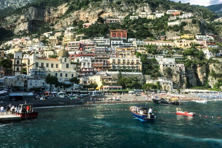 zbor-salerno-coasta-amalfitana-pareri-de-stiut