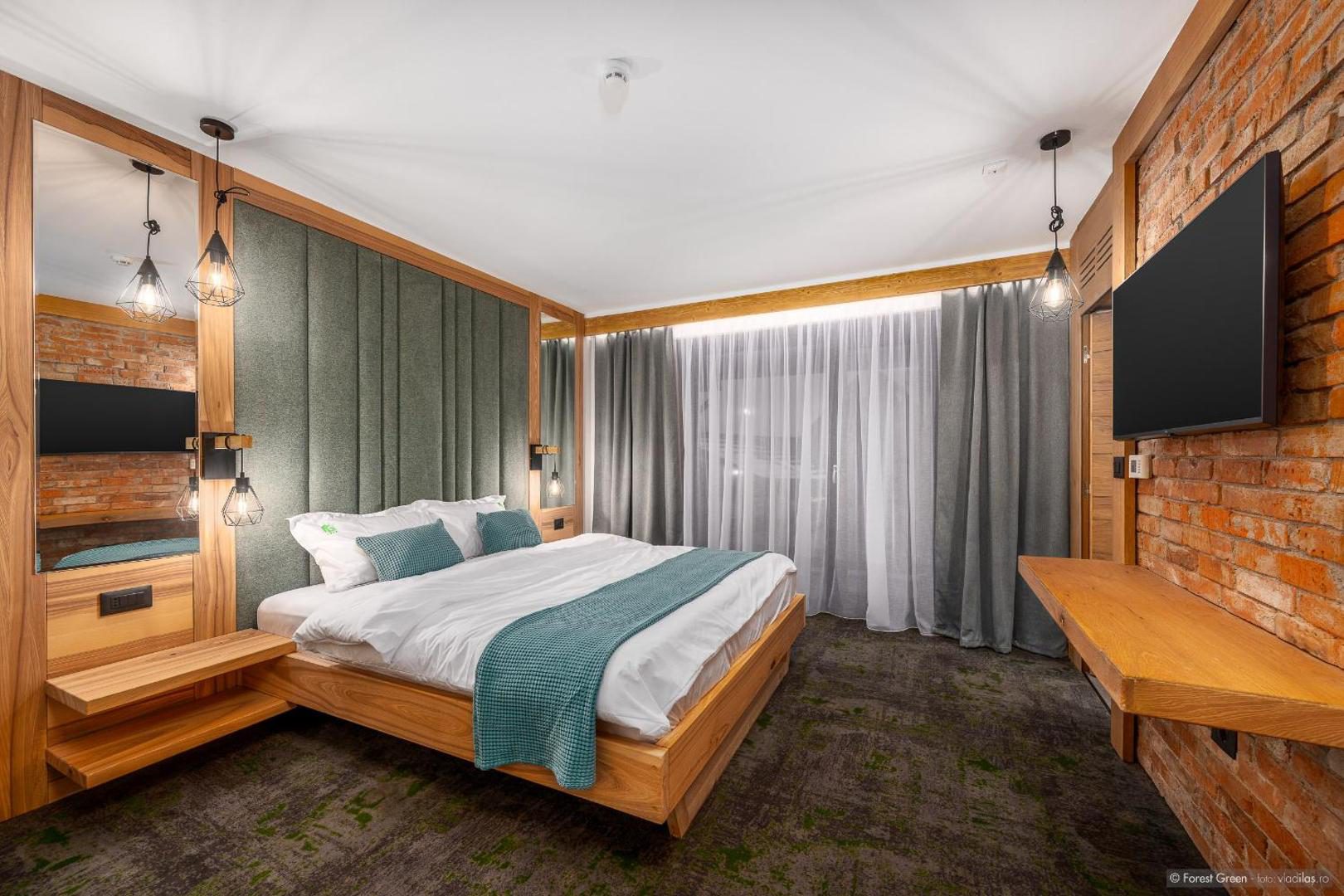 Forest Green & Spa – cameră dublă cu balcon Forest Green & Spa – cameră dublă cu balcon