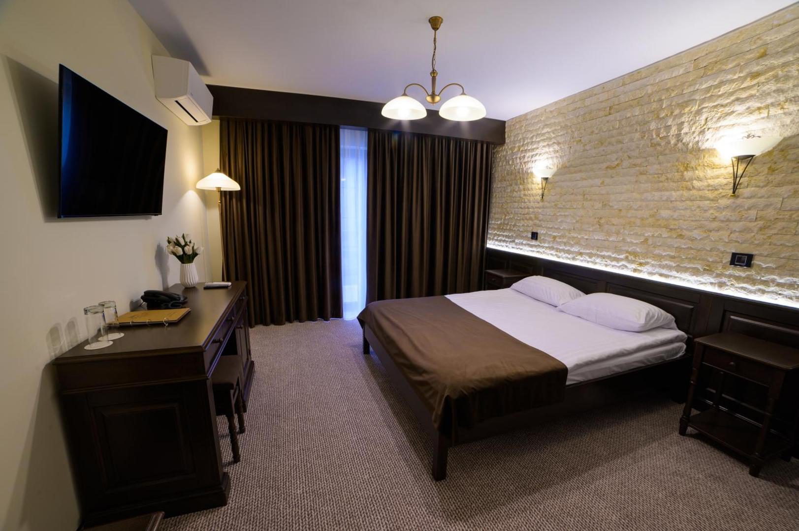 Piatra Pinului Ski & Spa – cameră cu aer condiționat Piatra Pinului Ski & Spa – cameră cu aer condiționat