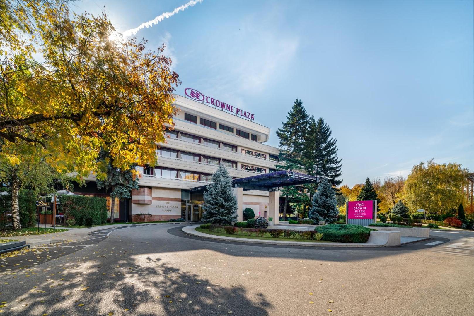 Crowne Plaza Bucharest – vedere aeriană asupra hotelului Crowne Plaza Bucharest – vedere aeriană asupra hotelului
