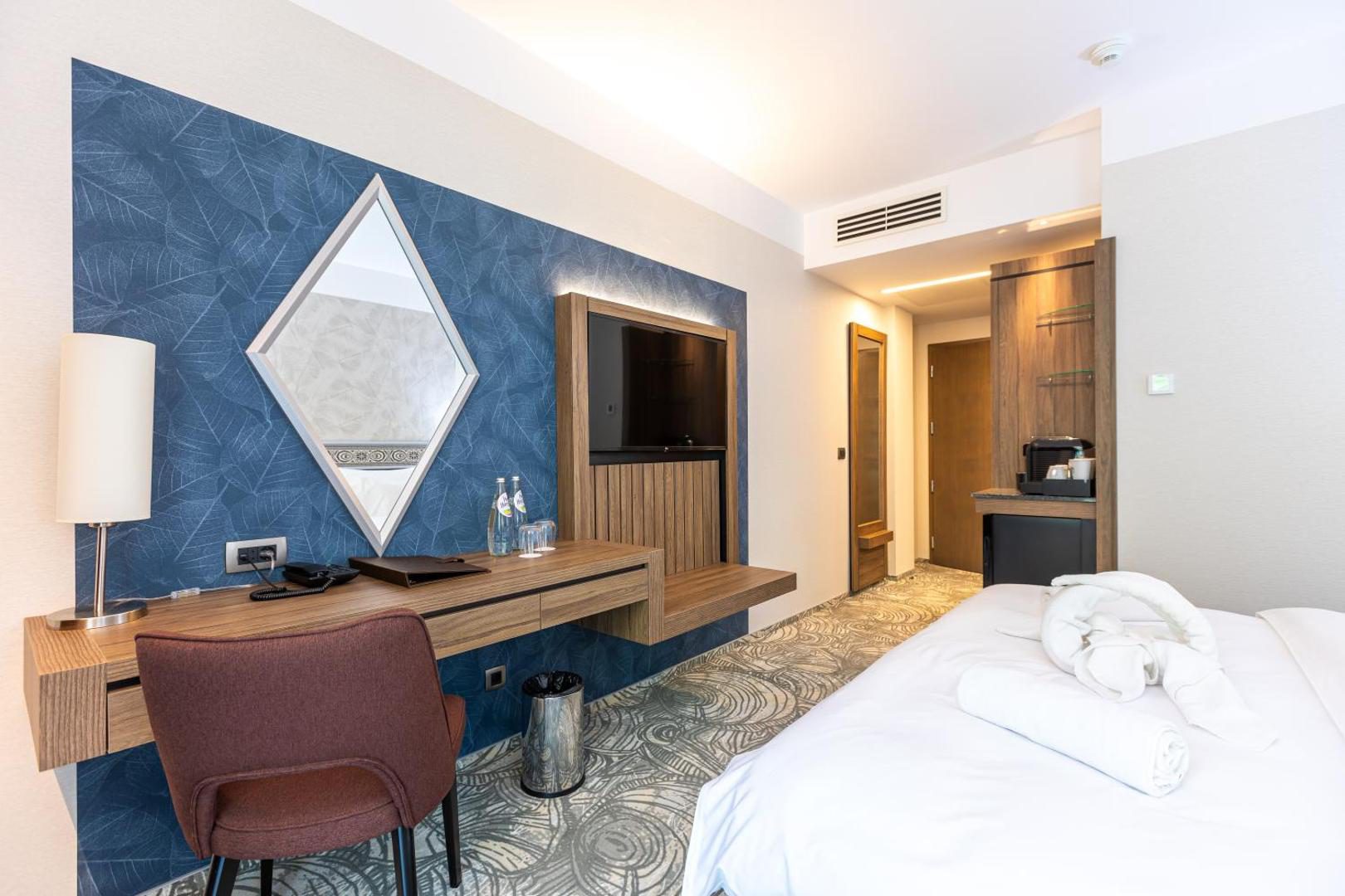 Hotel Crystal Wellness & Spa superior – cameră dublă Hotel Crystal Wellness & Spa superior – cameră dublă