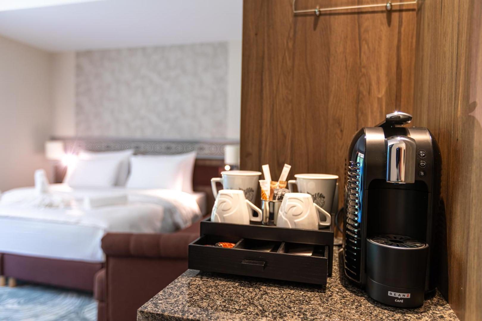 Hotel Crystal Wellness & Spa superior – cameră cu cafetieră Hotel Crystal Wellness & Spa superior – cameră cu cafetieră