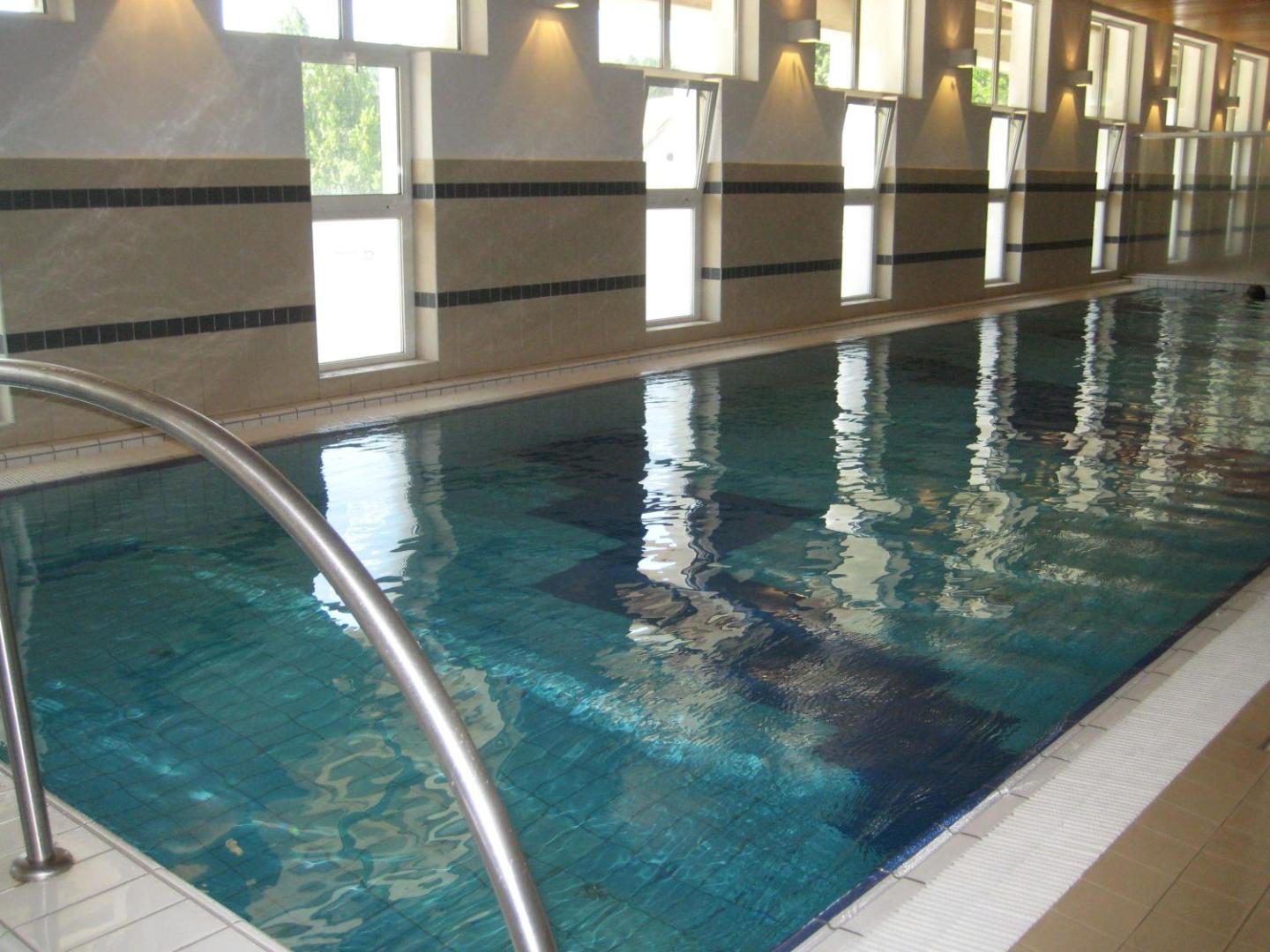 Ensana Sovata – piscina interioară pentru înot Ensana Sovata – piscina interioară pentru înot
