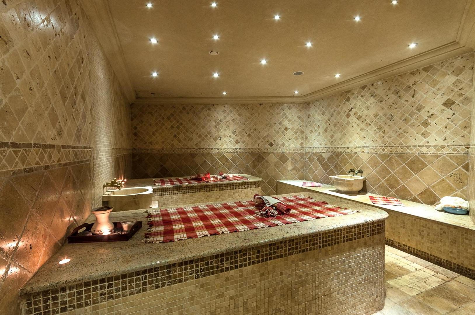 Grand Royale Apartment Complex & Spa – saună din lemn Grand Royale Apartment Complex & Spa – saună din lemn