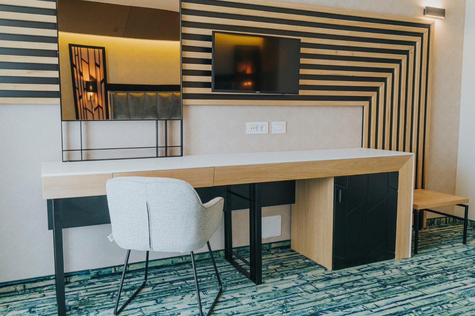 Hotel President Băile Felix – cameră modernă cu aer condiționat Hotel President Băile Felix – cameră modernă cu aer condiționat