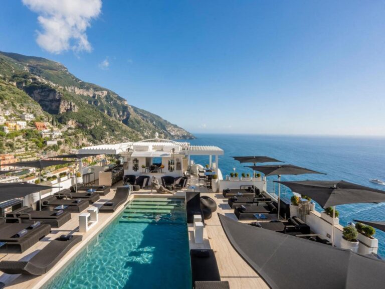 Hotel Villa Franca Positano – piscina pe acoperis cu vedere panoramica la Coasta Amalfitana