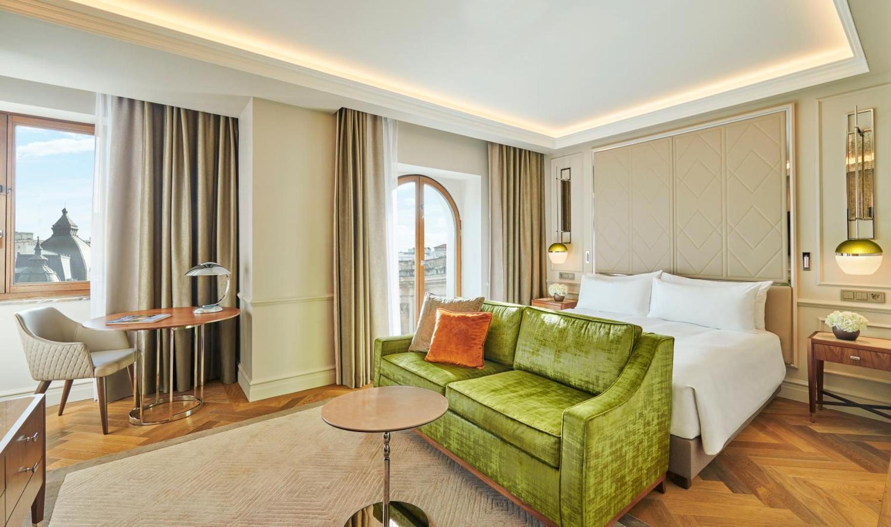 InterContinental Athenee Palace Bucharest – cameră cu balcon InterContinental Athenee Palace Bucharest – cameră cu balcon