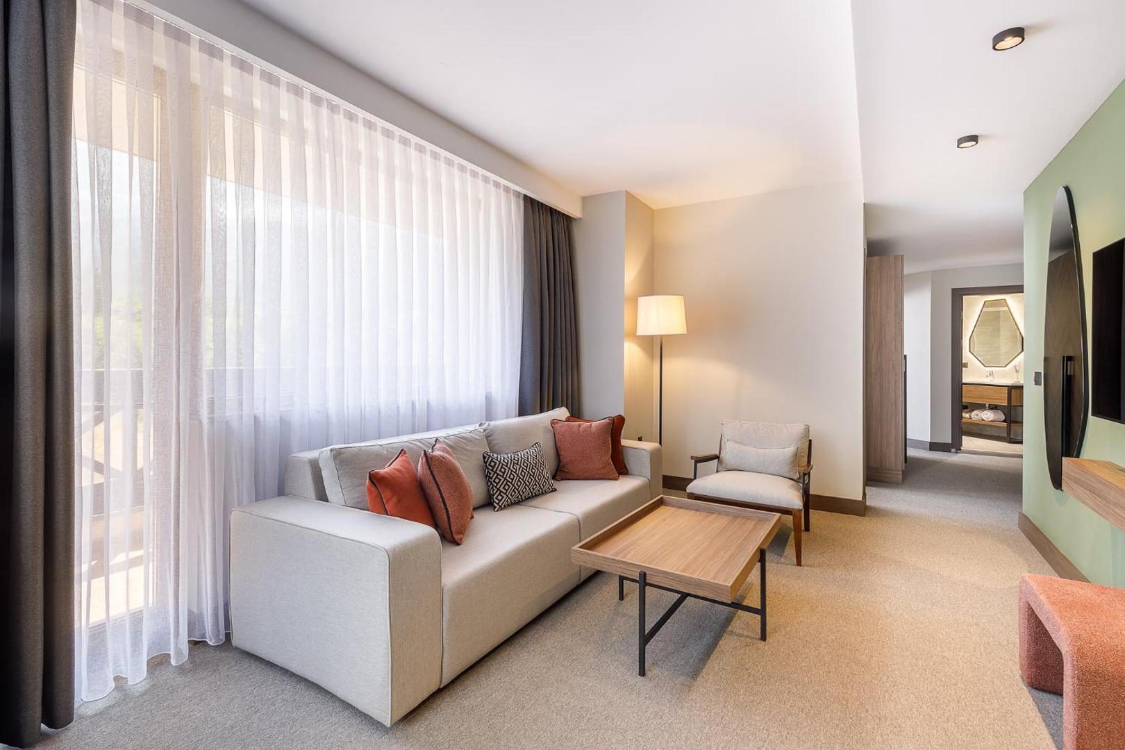 Regnum Bansko Ski Hotel & SPA – zonă de living Regnum Bansko Ski Hotel & SPA – zonă de living