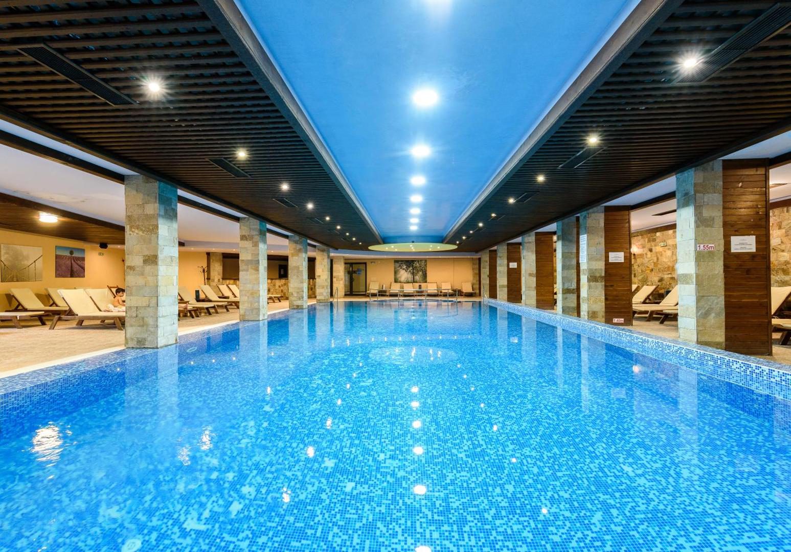 Grand Royale Apartment Complex & Spa – piscina interioară încălzită