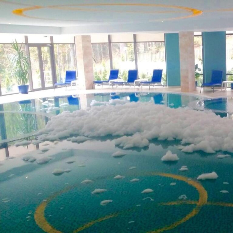Hotel Hart Predeal – piscina interioară încălzită