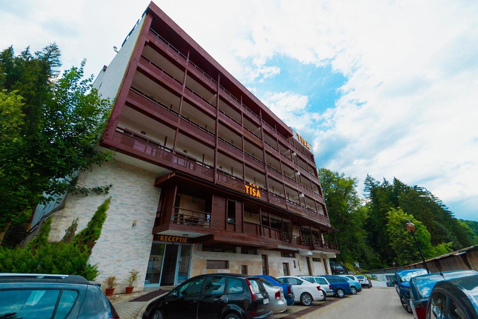 Clădirea Hotel TISA din Băile Olănești Clădirea Hotel TISA din Băile Olănești