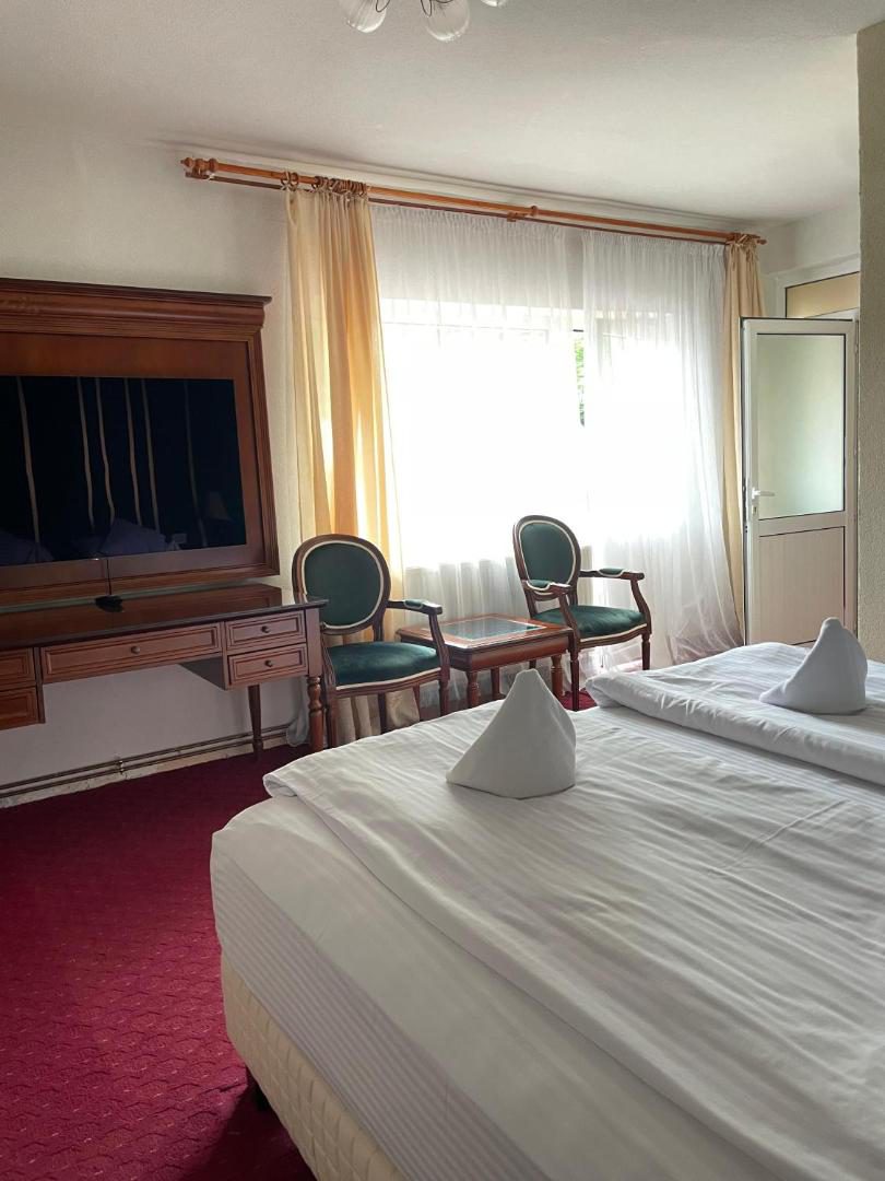 Hotel Select Băile Olănești – cameră twin Hotel Select Băile Olănești – cameră twin