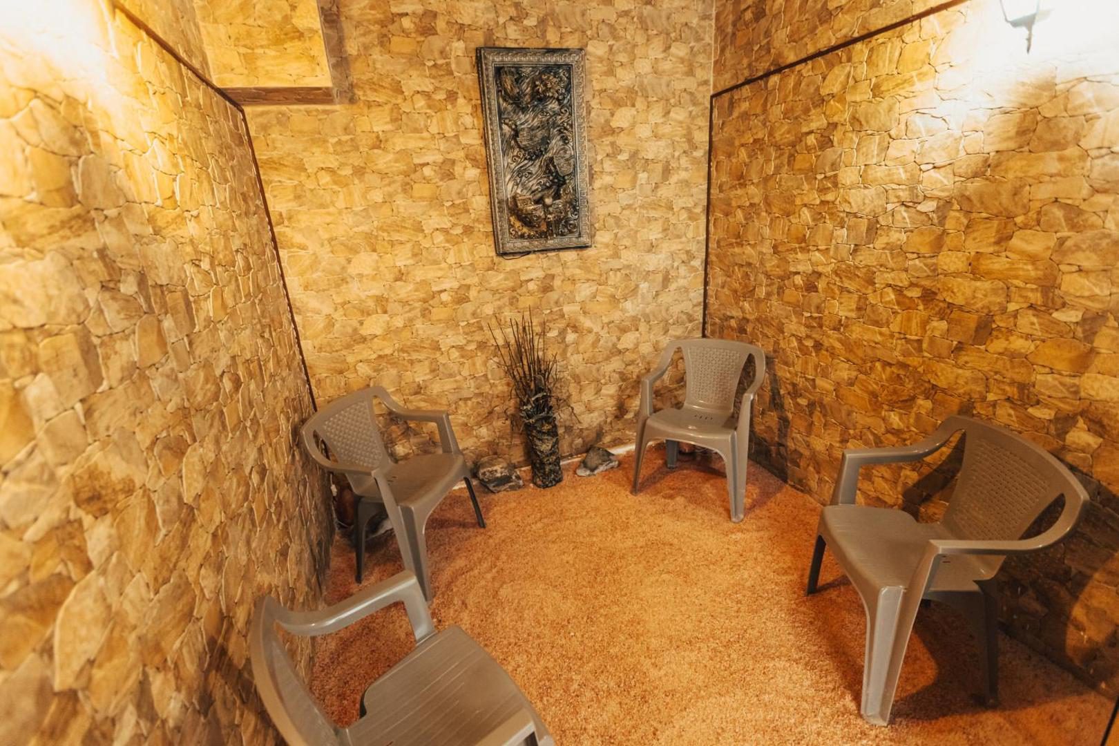 Camera cu sare din centrul spa al Hotelului Suprem Camera cu sare din centrul spa al Hotelului Suprem