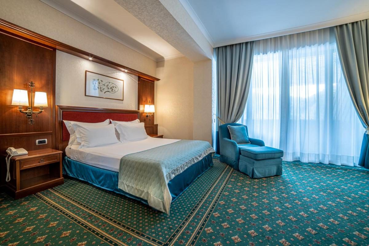 Lux Garden Hotel – cameră dublă cu zonă de relaxare Lux Garden Hotel – cameră dublă cu zonă de relaxare